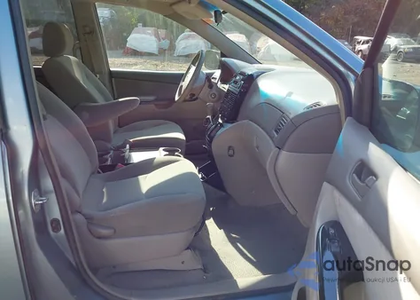 2005 Toyota Sienna Le from USA, damaged, VIN 5TDZA23C25S385538